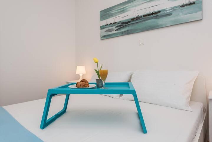 Blue Sky, Modern Sea View Apartment 诺瓦利娅 外观 照片